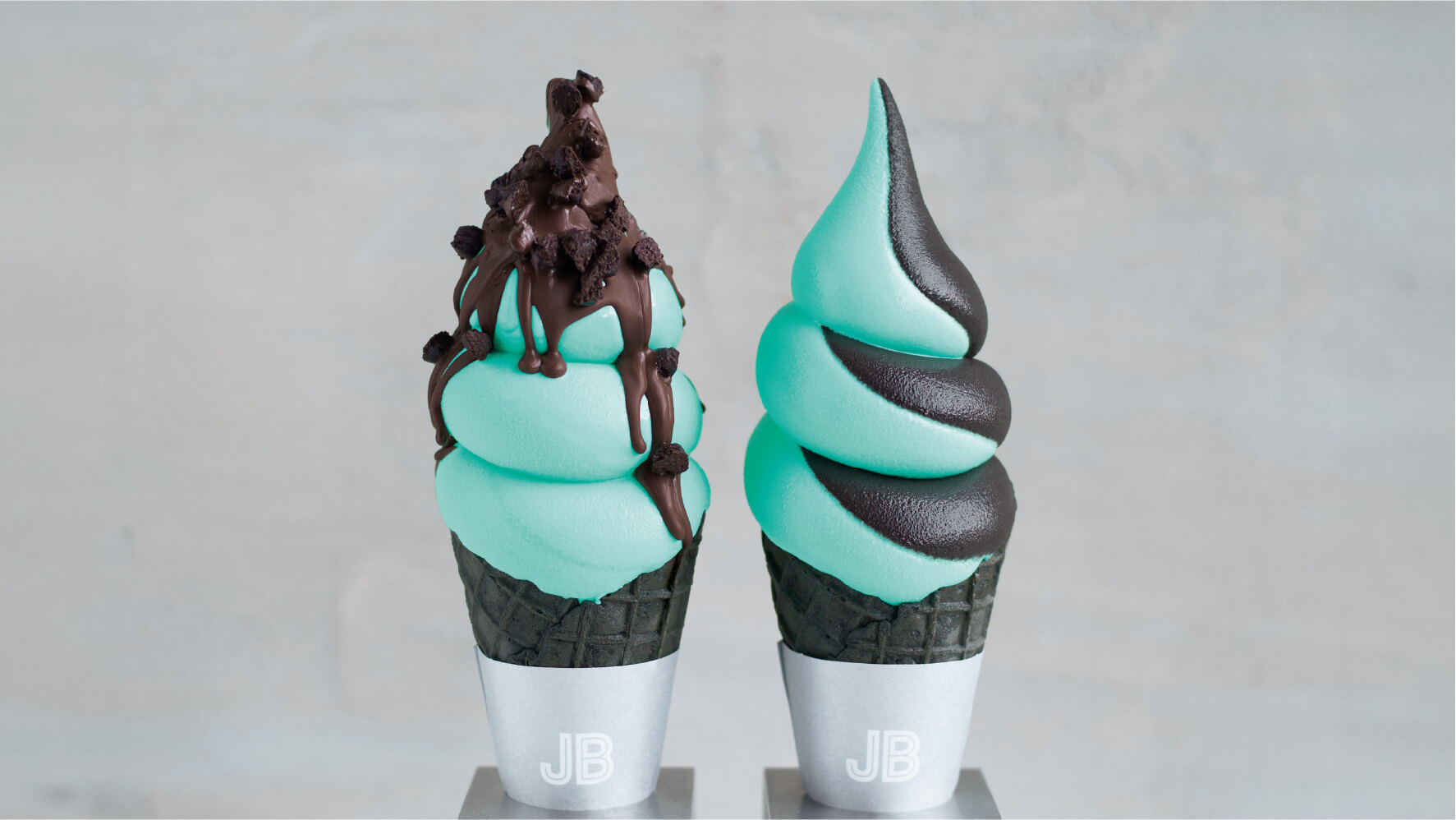 JBsofto2026_ChocolateMint_eye.jpg